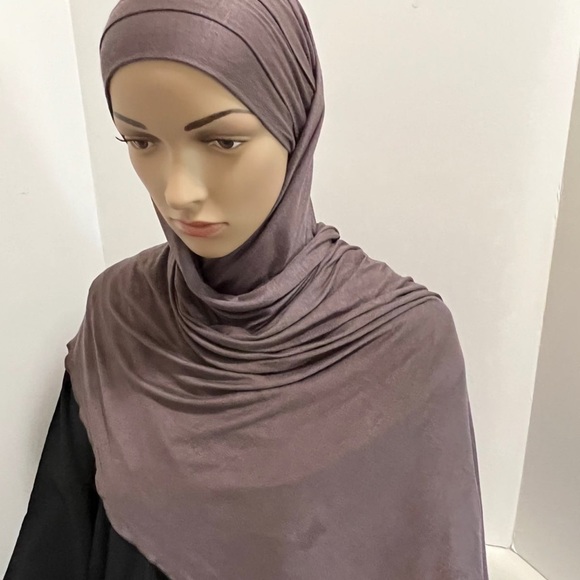 Hijab Made in Dubai UAE One Piece Ties Behind your head - Picture 7 of 11